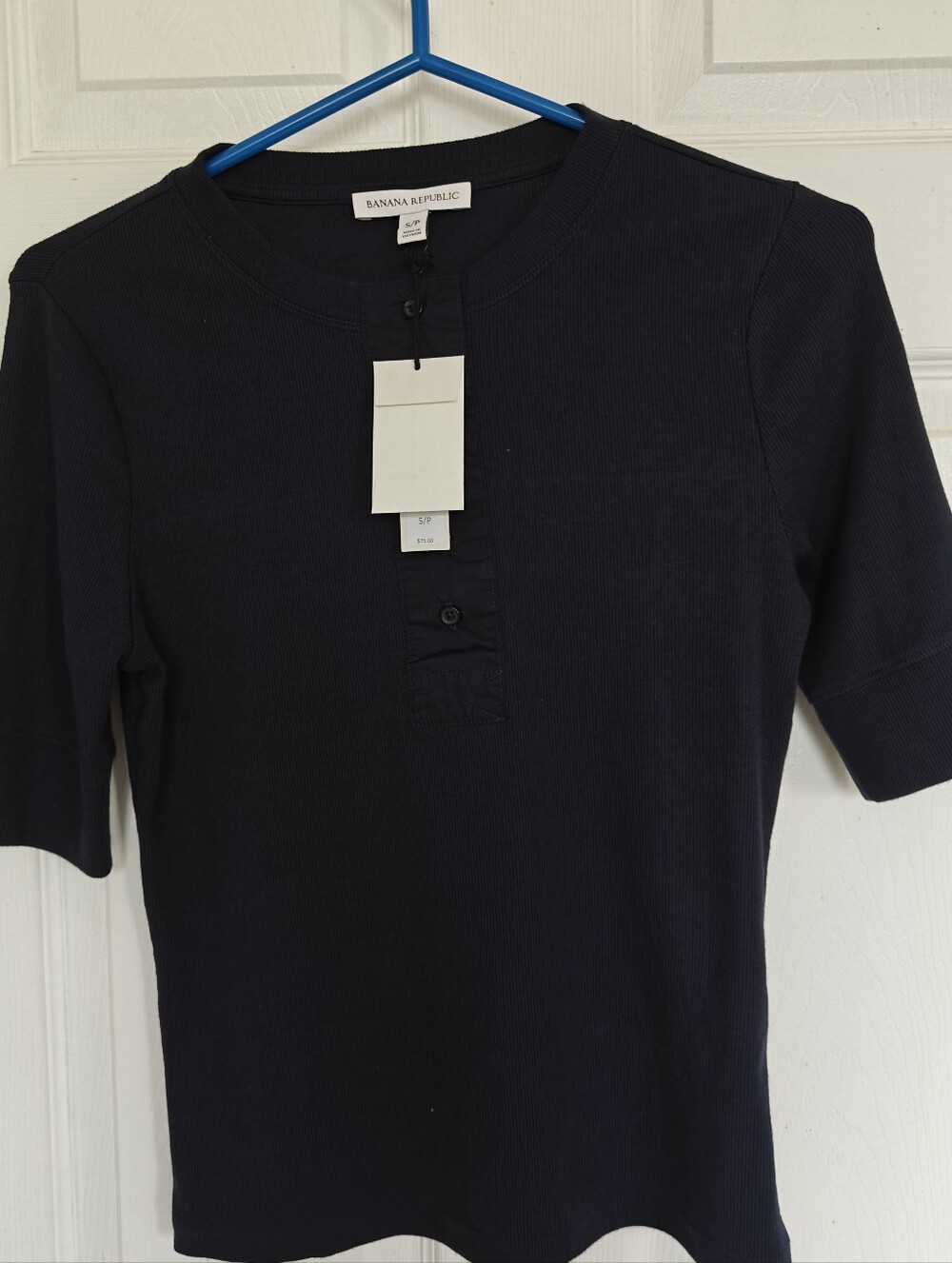 NWT Banana Republic Navy Short Sleeve Henley Top, Small